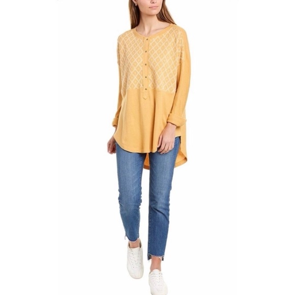 Free People We the free oversized peach fuzz top - Picture 2 of 8